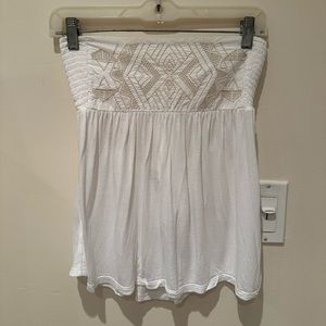 Strapless tie-back top